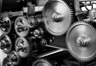 Najpopularniejsze Maszyny Przemysłowe: Kluczowe Elementy Współczesnej Produkcji